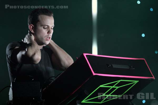 M83 - 2012-03-15 - PARIS - La Cigale - 